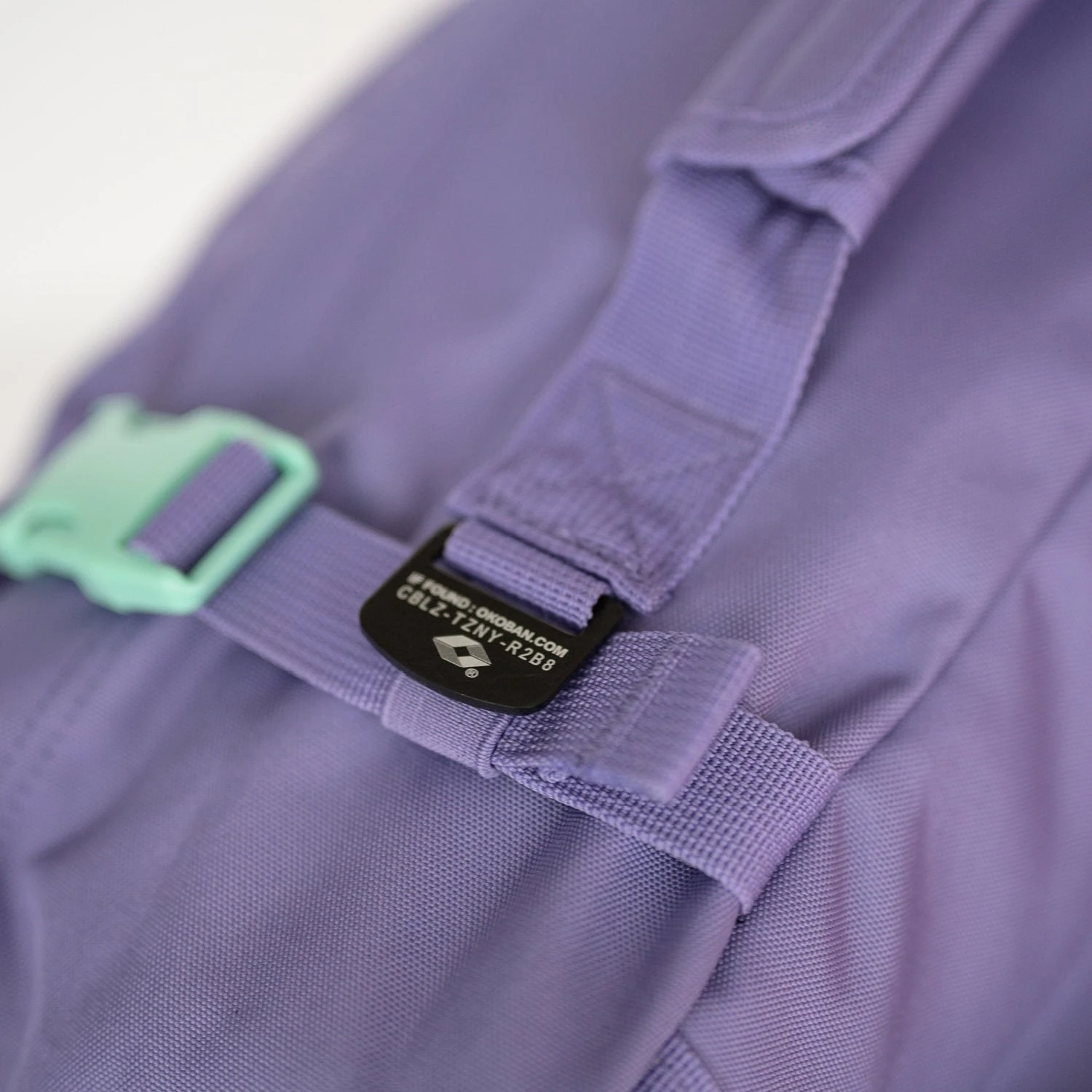 Mochila de viaje Cabin Zero Classic 36 L. Morado ( Lavender )