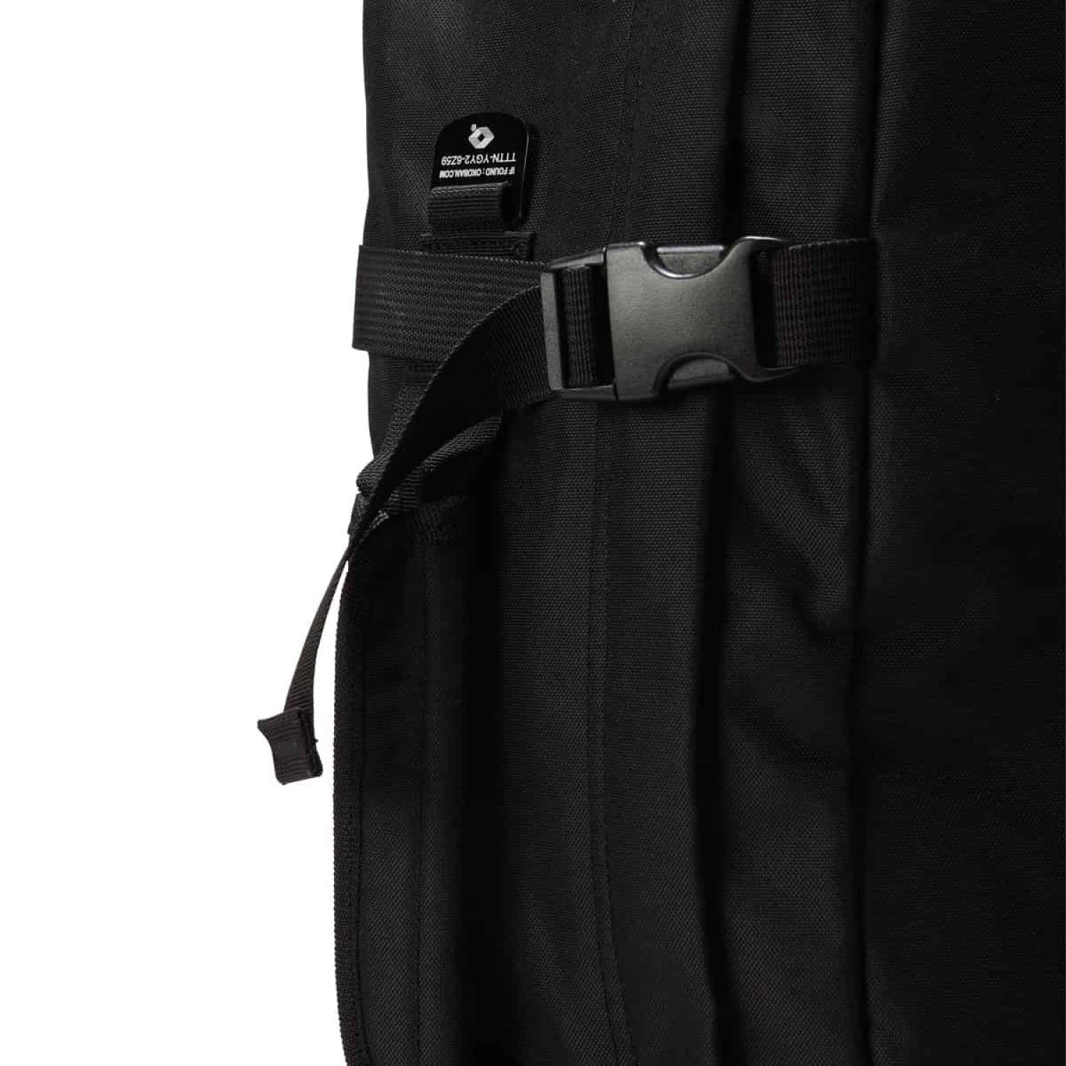 Mochila de viaje Cabin Zero Classic 28 L. Negro (Absolute Black)